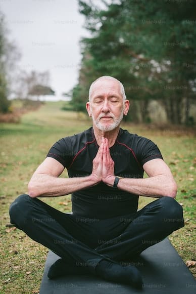 The Benefits of CBD for Seniors: Improving Quality of Life and Addressing Age-Related Issues