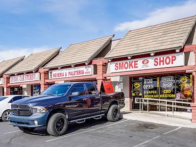 (SMOKE SHOP) SMOKE FACTORY