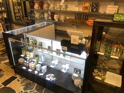 231 Hemp Hut CBD Store