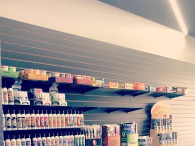 365 Tobacco & Vape /CBD/ Kratom / hookah / cigars