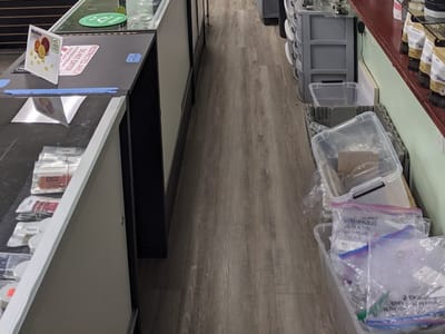 Airport Way Best Bud