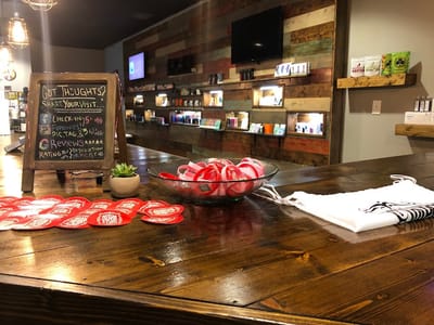 Artisan Vapor & CBD San Antonio l Vape Shop l CBD Store l Smoke Shop | Kratom l Delta 8 THC | Elf Bar | Esco Bars | 3Chi