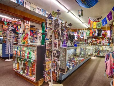 Asylum Smoke & Stuff