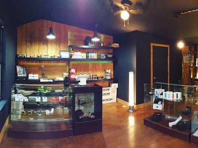 Blaze Bros Smoke Shop // CBD and Kratom