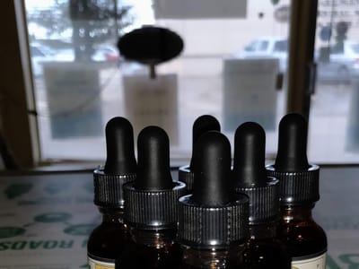 BLOSSOMS: HEMP CBD OIL STORE