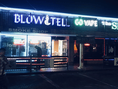 Blow and Tell Smoke Shops, CBD, Kratom and hookah lounge أراجيل و معسل
