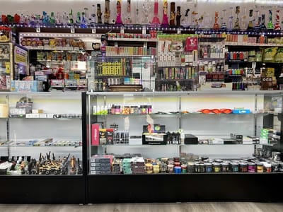 Bob‘s Tobacco House