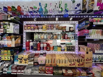 Bob‘s Tobacco House