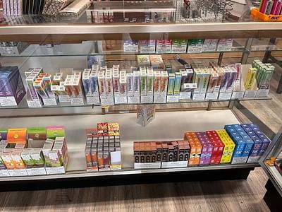 Boise Vape, Glass and Smoke (Hemp World CBD)