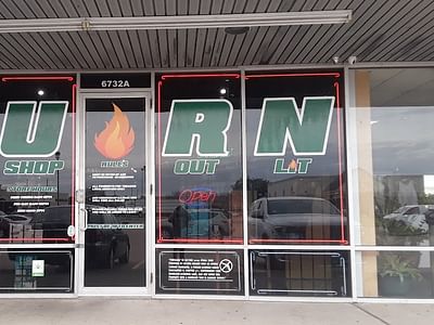 Burn Smoke Shop Outlit