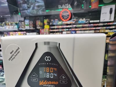 Burn Smoke Shop Outlit