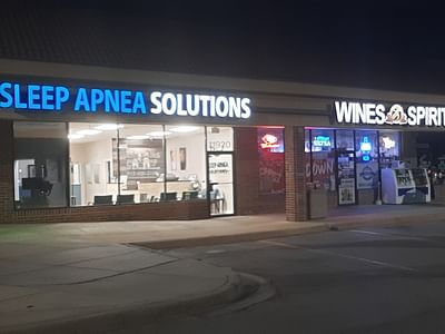 CBD American Shaman - Overland Park, KS - College Square Shopping Center