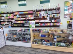 CBD Naturegenics & Vape Delta 8