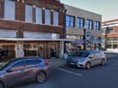 CBD Store - Paris, TX