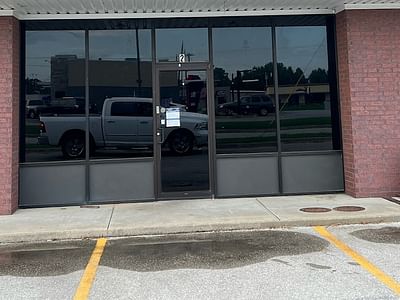 Chuckin' Clouds Vape Shop