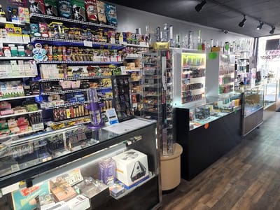 Chunk's Choice Smoke Shop