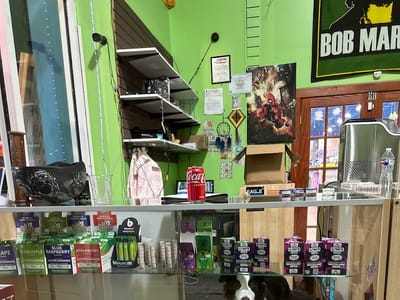 Cloud 9 Tobacco Shop