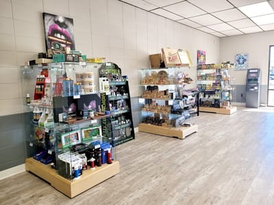 Cloudz Vape and Glass