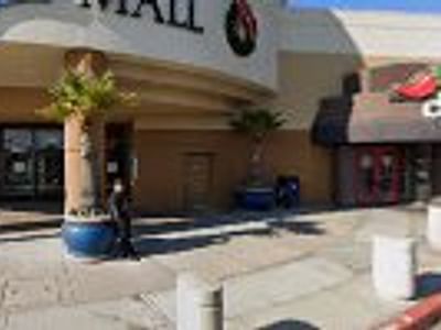 Cruz Into Wellness CBD