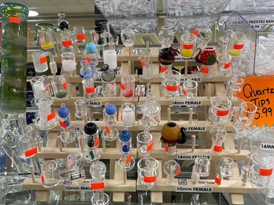 Dells Smoke Shop Inc