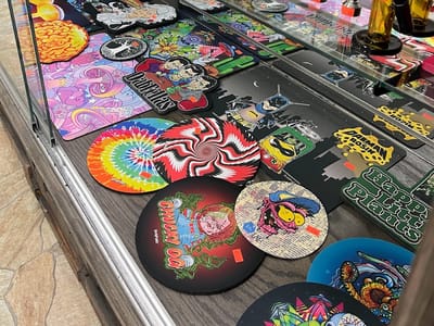 Dells Smoke Shop Inc