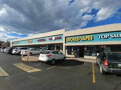 Denver Smokes And Vapes
