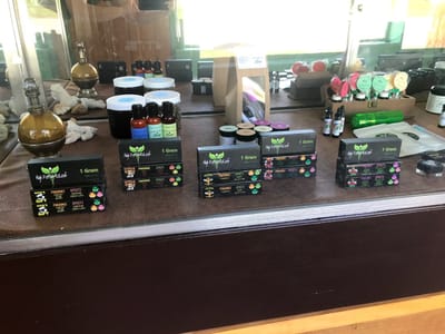 Emerald Apothecary ( Delta8 - Kratom - CBD )