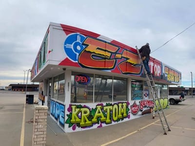 Ez stop smoke & vapes west