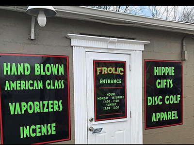 Frolic On the Mountain ~American Glass, CBD, Vapes , Disc Golf And Gift Shop