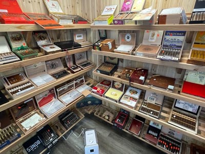Ghaith smoke shop