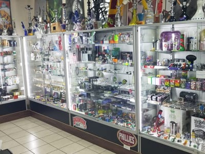 GM Tobacco & CBD centER+