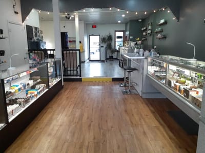 Go Vapor "Best CBD & delta 8 THC Expert in Nebraska"