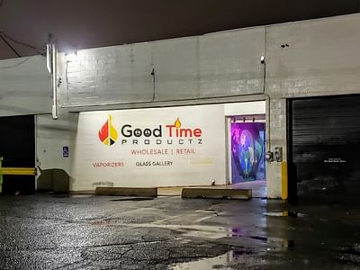 Good Time Super Smoke Shop