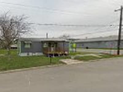 Grassroots CBD and Vape