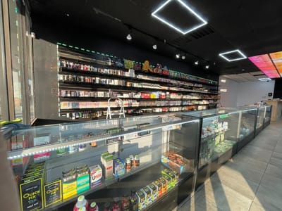 GREEN GLASS SMOKE SHOP( CBD & KRATOM) NEW MANAGEMENT