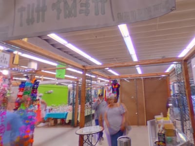 HEMP HUT - TRADE CENTER