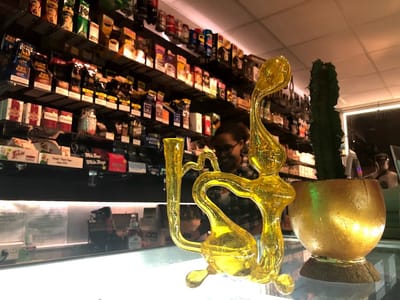 Herbin Living Smoke Shop, Kava Bar