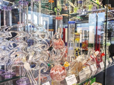 Higher Grade Smoke Shop - Fishers