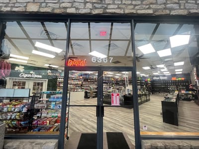 Hippie Hut Smoke Shop - Sawmill