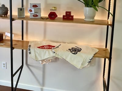 Honey's Cannabis CBD & Accessories