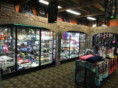 Hutch Tobacco Cigars & E-Cigs.