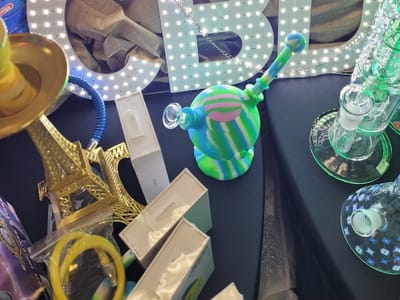 INNOVATIVE VIBES CBD Store