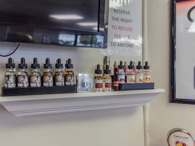 Juicy's Vapor Lounge Salina