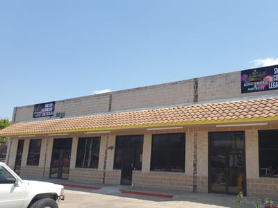 King Smoke and Novelty - Delta 8 & 10/CBD/Vape/THC-O/Glass