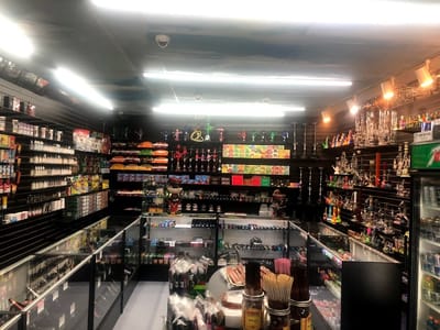 King tobacco Vape and hookah