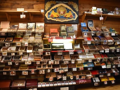 Knuckleheads CBD & Vapes