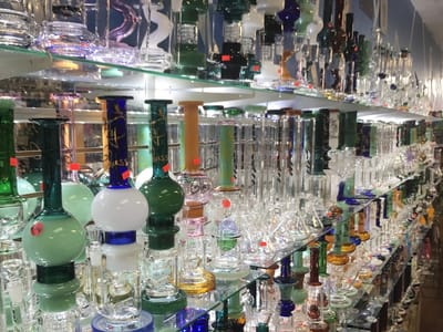 Kratom LUAM Smoke Shop CBD