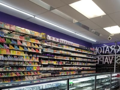 LB TOBACCO & VAPE(BESIDE DOMINOS PIZZA)