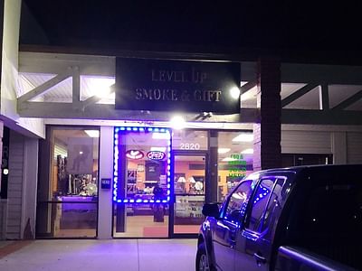 Level Up Smoke And Gift CBD Kratom and more