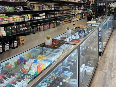 Lifted Smoke Shop Brickell